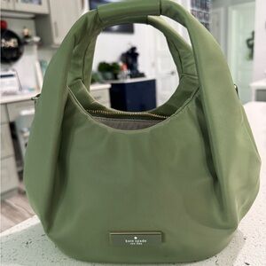 Kate Spade Carter small pleated
Crossbody bag